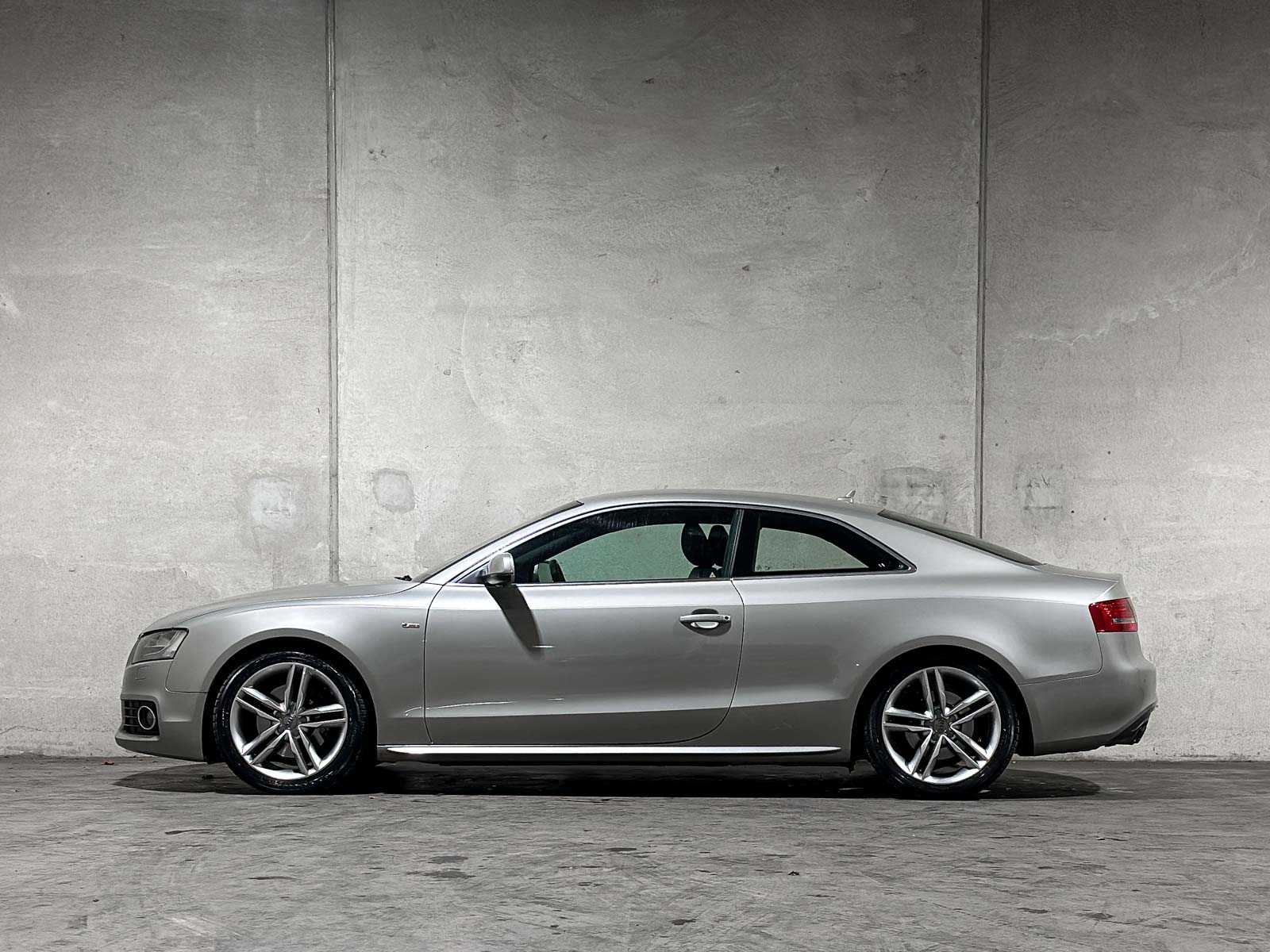 Audi A5 Coupé 2.0 TFSI Quattro Pro Line S 211pk 2011 (Origineel-NL), 91-PTK-8