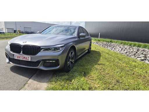 2017 BMW 740e iPerformance 