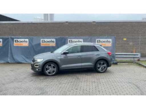 e5a865a0-f979-433b-8eee-b233f05742ce.mp4