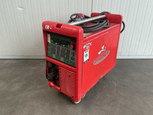 Fronius TransPlus Synergic 2700 lasapparaat