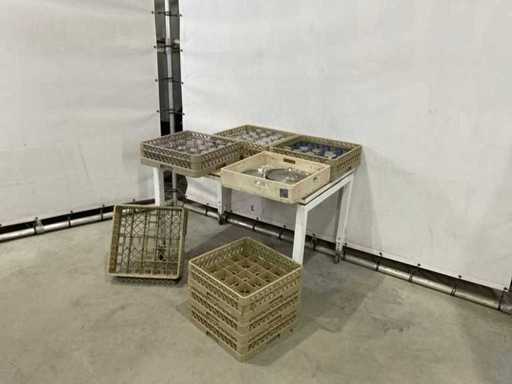 Vaatwas korven inclusief inhoud