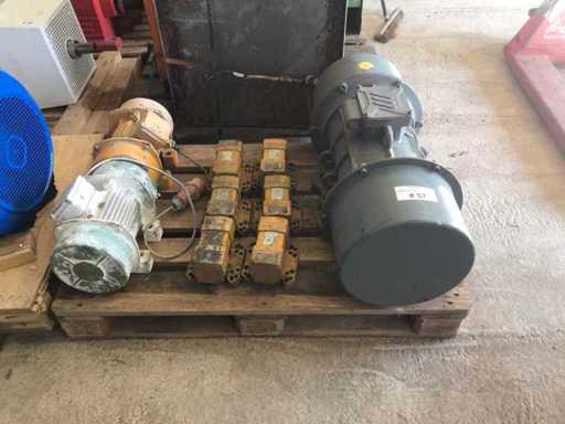 Dynapac Vibration Motor Bundle