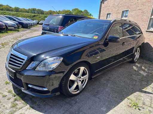 Mercedes-Benz - Break E-class - 200 CGI Éd. AMG -(anciennement 5-KNL-84) - 2012