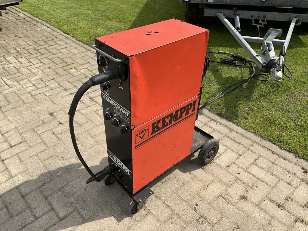 Machine à souder Kemppi Kempomat 320