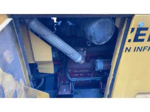 f5a2b3fe-9853-4e77-a2c4-de51d0cec972.mp4