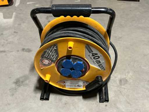 Brennenstuhl Brobusta Extension Cable Reels