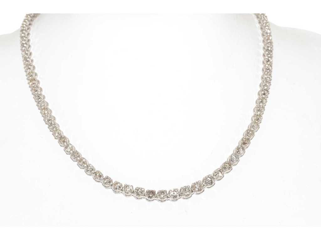 Necklace White Gold with 18,03 carat Diamond