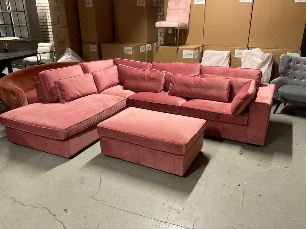 Brand furniture from furniture store bankruptcy