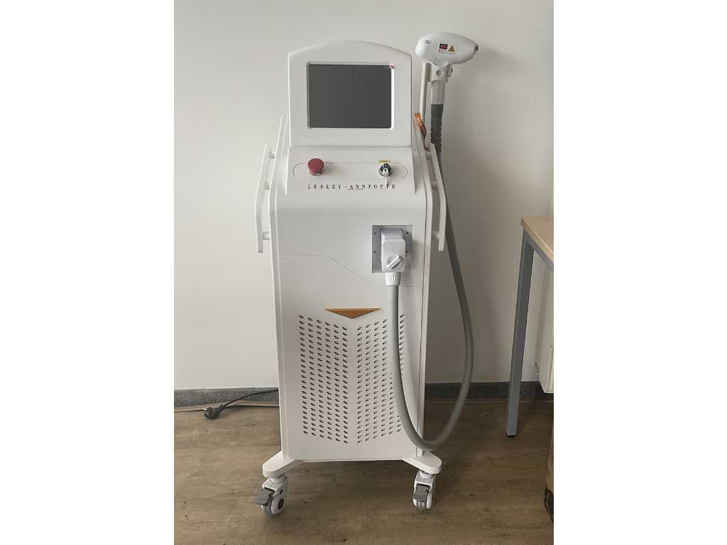 Lesey-Ann-Poppe Diode Laser