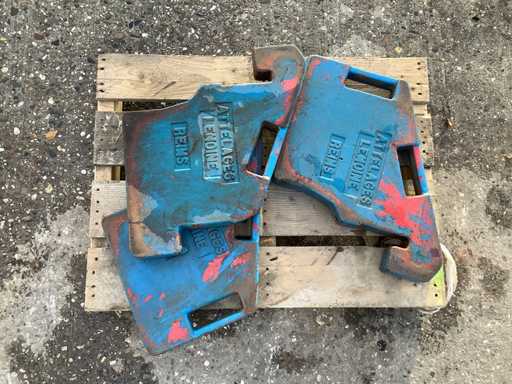 Massey Ferguson – Attelages Lemoine Reims – Frontlader und Zubehör (3x)