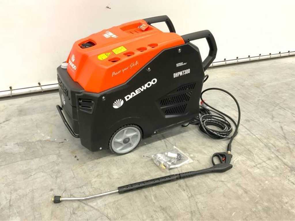 Daewoo Steam cleaner / pressure washer, diesel-fired