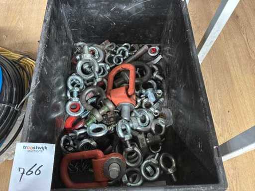 Batch of lifting rings