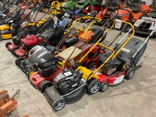 Ma?ini de tuns iarba (10x)