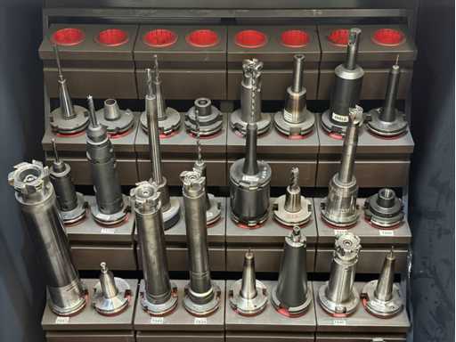   24 pcs SK50 tool holders with tools