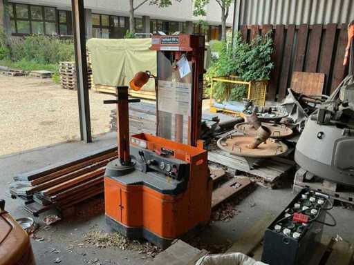 1988 Still EGV 1250 Electric Stacker 1.25T