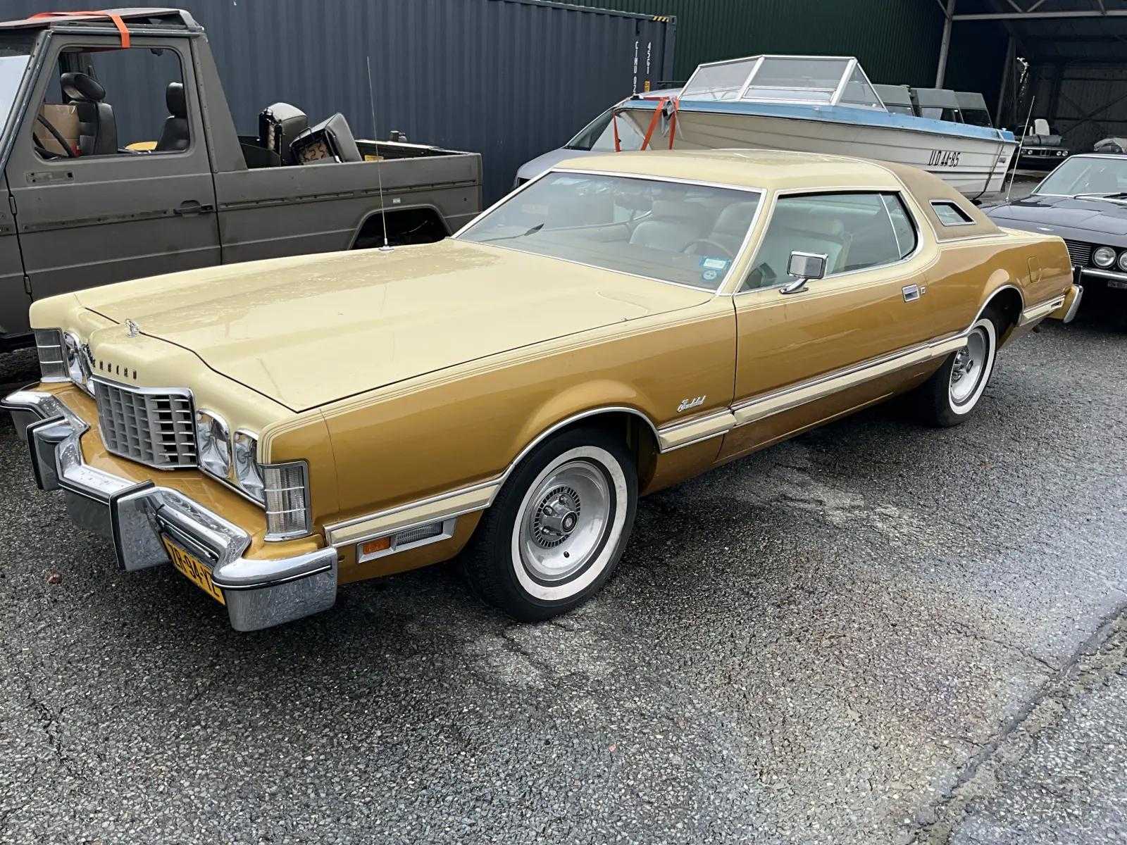 Ford USA – Thunderbird – 7.0 V8 Hardtop – Classic Car