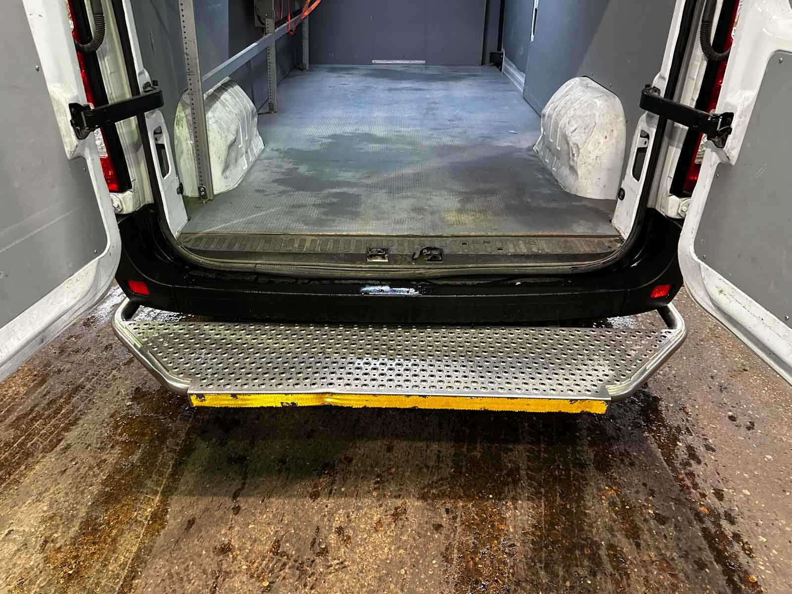 Renault Master T35 2.3dCi L3H2 W.E. 135pk 2024 (Origineel-NL + 1e eigenaar), V-22-HBV