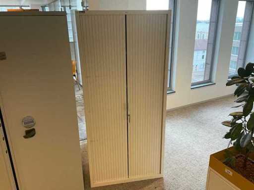 Rollentürschrank