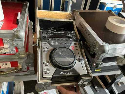 Multiplayer Pioneer CDJ-400 (2x)