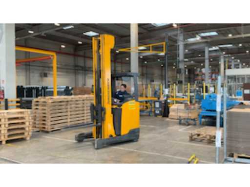 9d70db53-6bc0-4be0-926f-4766eaa1c913.mp4