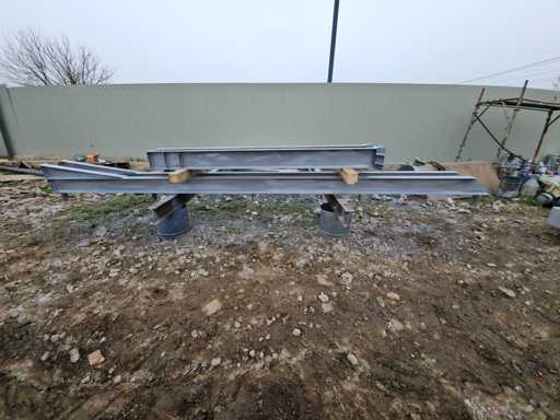 EMANUEL STEEL CONSTRUCTION Carpot auto 2places      