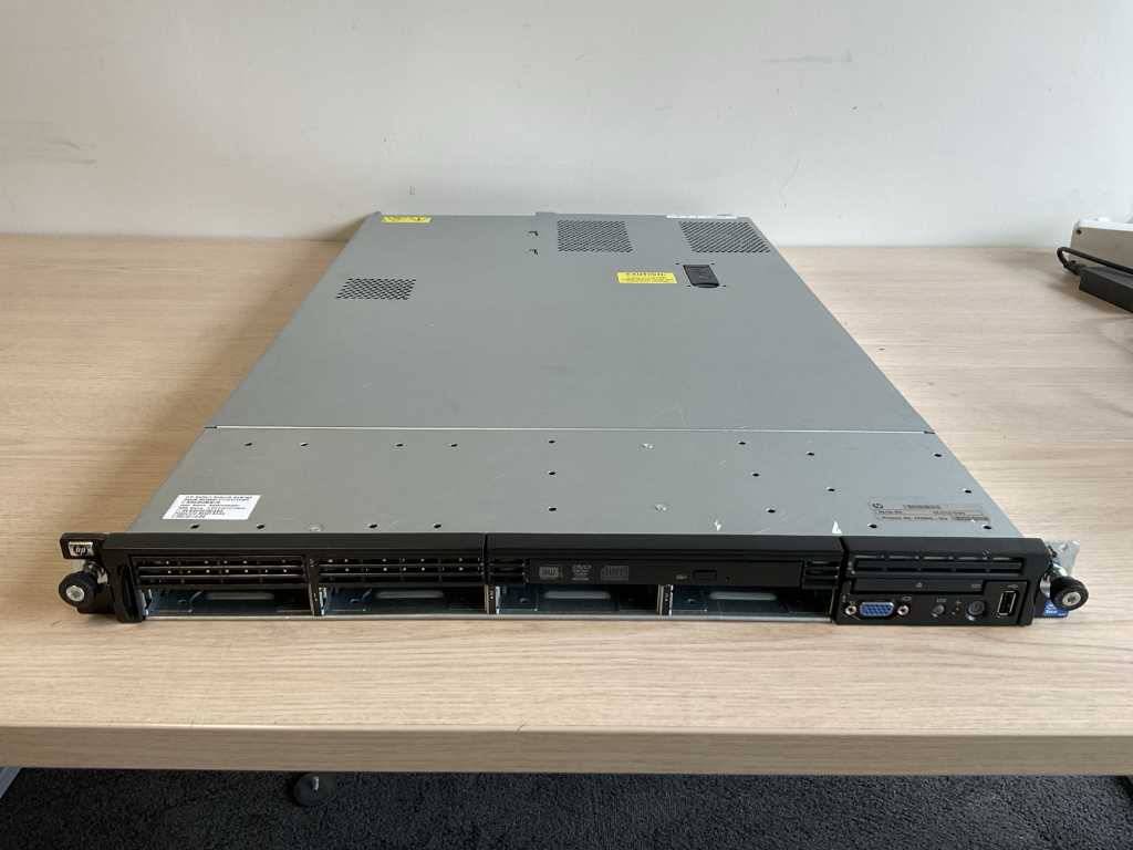 HP DL360 Server
