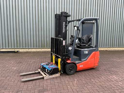 Wózek wid?owy Toyota Traigo 15-48 z 2012 roku