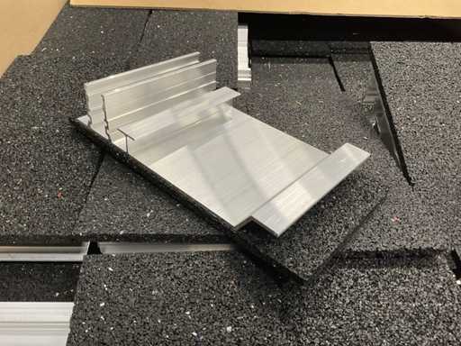 Van der Valk Suport pentru panouri din aluminiu (150x)