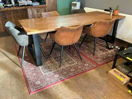 Table de salle à manger avec 5 chaises