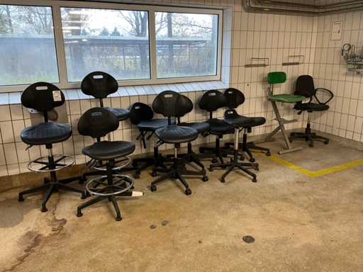 Diverse stoelen (10x)