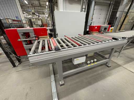 MACHINE À ENCOCHER LES COINS Machine à encocher les coins à double extrémité (2010)