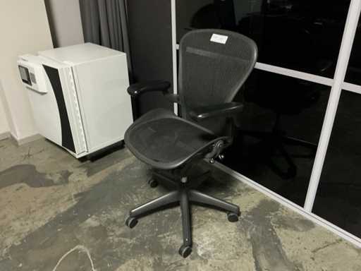 Krzes?o biurowe Herman Miller