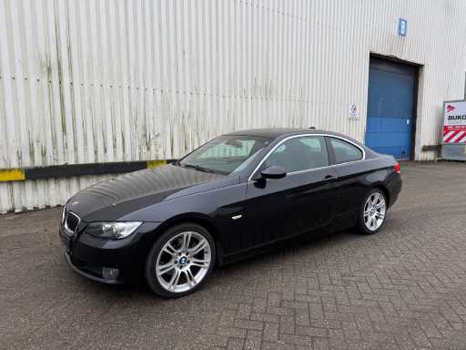 BMW - 3er Coupé - 325xi High Executive 4WD 1255