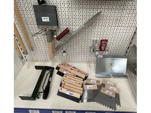 Verschiedene Stucker- und Veredelungswerkzeuge (45x)