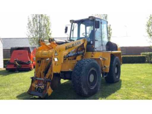 a67aa9d6-e8bd-4b09-8997-706b244c3b3d.mp4