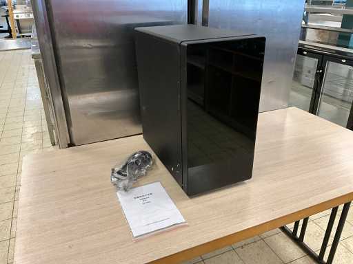 Lodówka do mleka Saro MC 13 RD