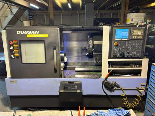 2012 Doosan Lynx 300 CNC lathe