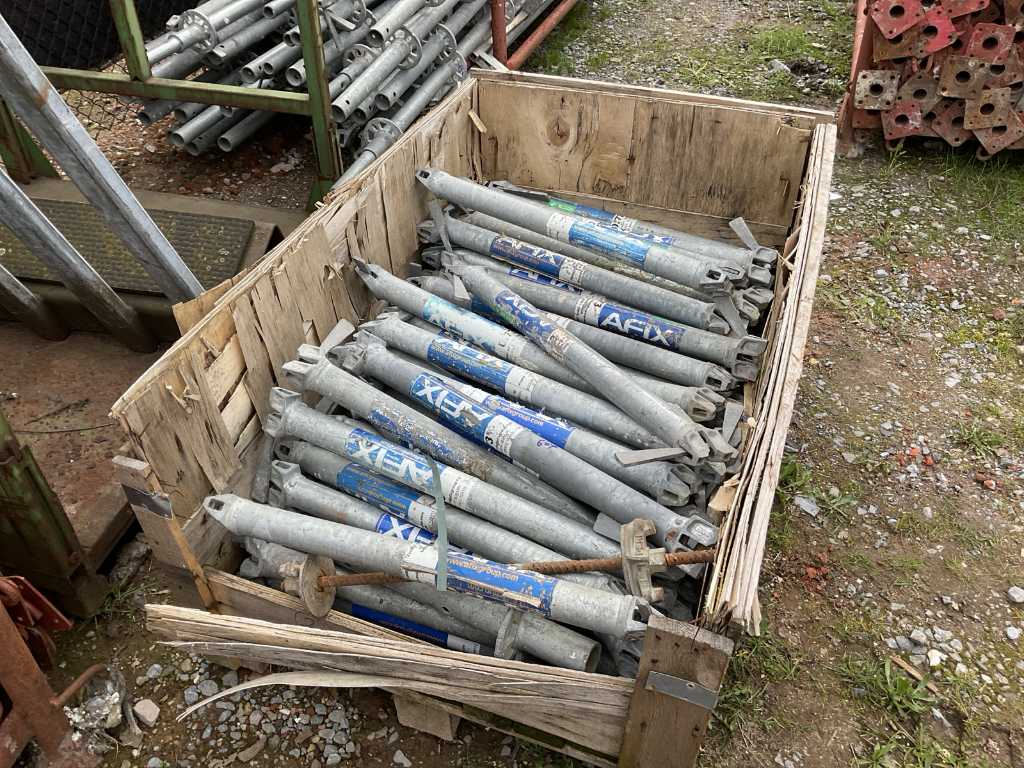 batch of Afix scaffolding beams with spike lemming