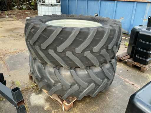 Roues de tracteur (2x)