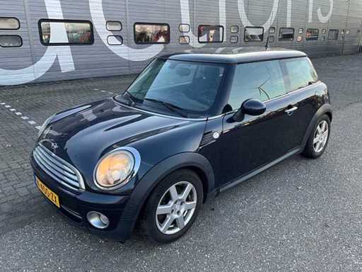 2008er Mini Cooper 1.6 Personenwagen K-400-ZX