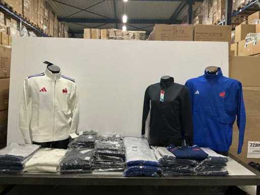 Partij diverse Adidas&Clique vesten (51x)