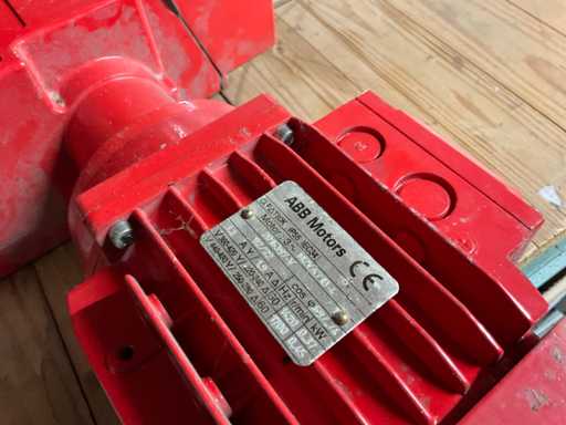 Elektromotor met vertragingskast