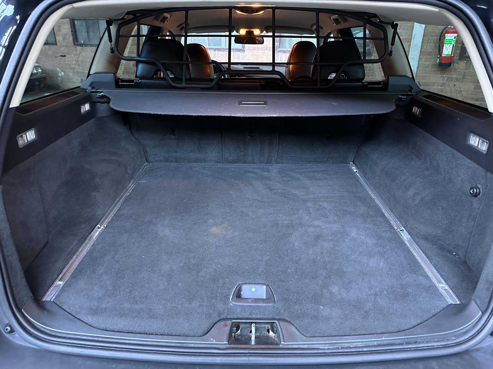 Volvo XC70 2.4 D5 Summum 185pk 2009, PD-287-R Youngtimer