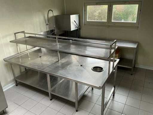 Spoelkeukenopstelling  met Hobart HX30E doorschuifvaatwasser (kapmodel)