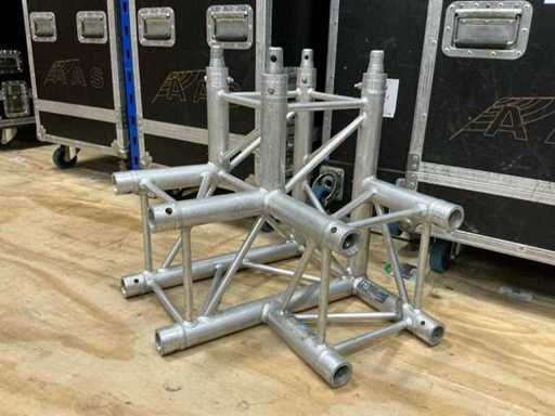 Pièce d’angle en treillis en aluminium Prolyte H30V-C012 3 voies (4x)