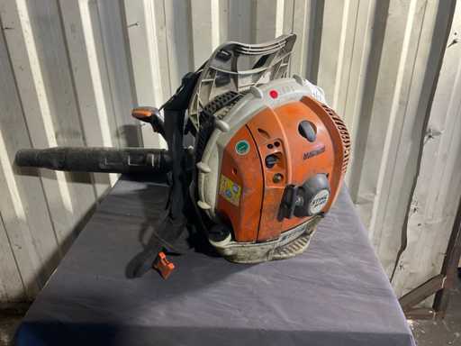 Stihl BR600 Leaf Blower