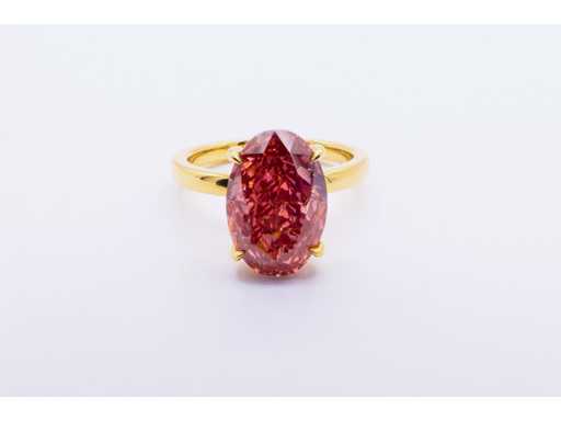 Bague en or jaune 14 carats avec 4,60 carats. diamant