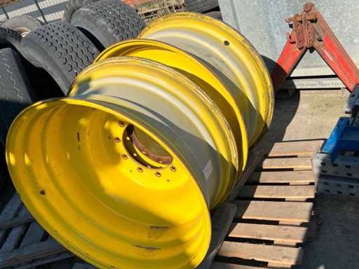 JOHN DEERE DW15Lx34 - Wielen 2 stuks