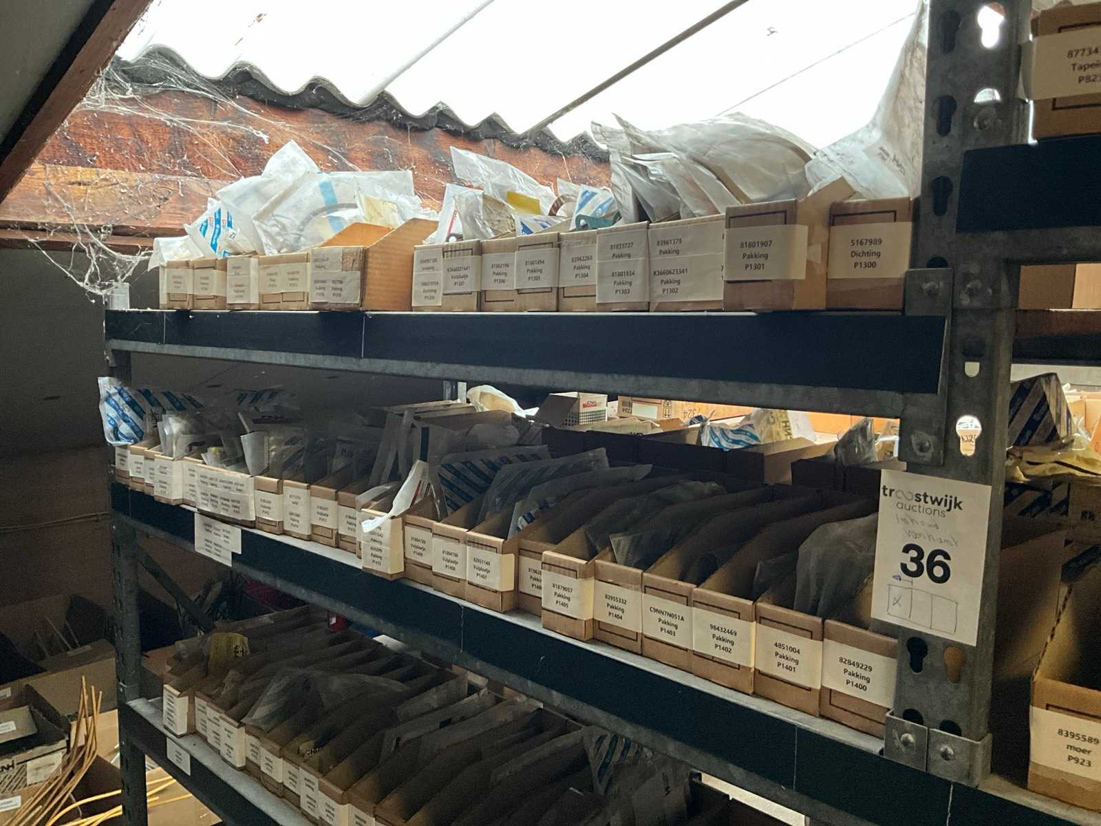 New Holland Large batch of original seals and shims