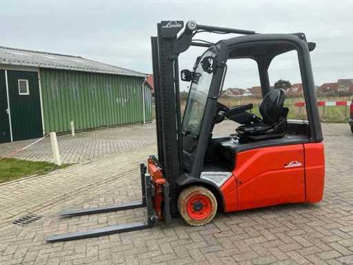2011 Linde E16-01 Forklift
